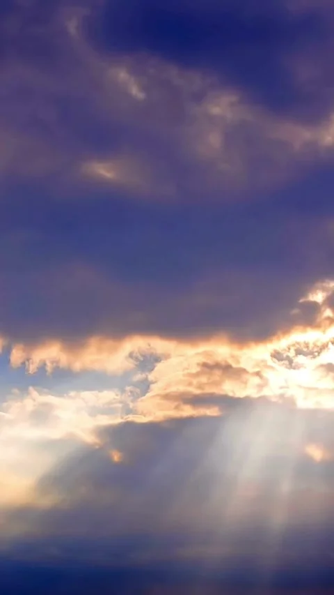 Moving clouds, animated, timelapse, slow, moody, time lapse Stock-Footage 314983952