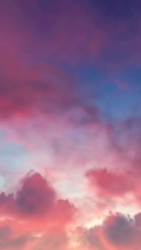 Moving clouds, animated, timelapse, slow, moody, time lapse Stock Footage 314983956