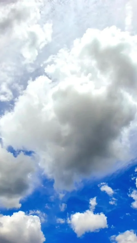 Moving clouds, animated, timelapse, slow, moody, time lapse Stock Footage 314984014