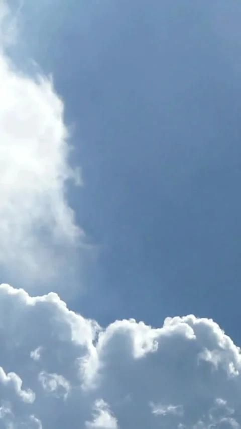 Moving clouds, animated, timelapse, slow, moody, time lapse Vidéo 314984019