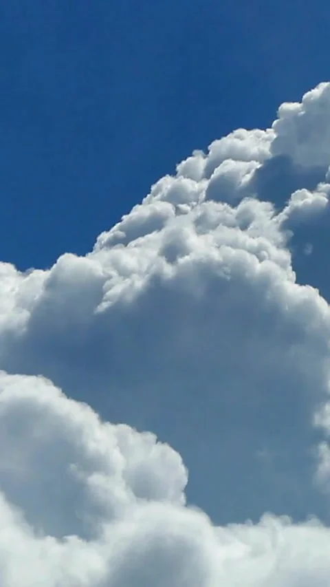 Moving clouds, animated, timelapse, slow, moody, time lapse Stock Footage 314984028