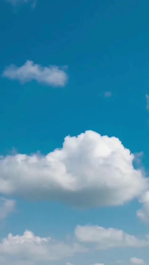 Moving clouds, animated, timelapse, slow, moody, time lapse Stock-Footage 314984038