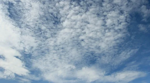 Moving clouds with blue sky time lapse 库存影片 39664444