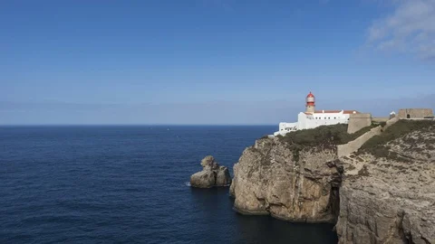 Moving clouds over Cabo Sao Vincente Video stock 95429339