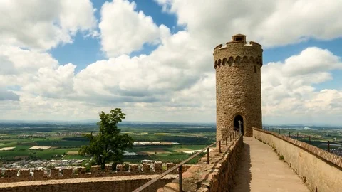 Moving clouds over castle Auerbach Vídeo Stock 75760102