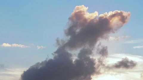 Moving clouds in the sky: timelapse Video stock 55796248