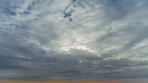 Moving Clouds Timelapse Видео 32964198
