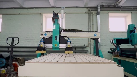 Moving elements of a CNC machine. Video stock 126213631