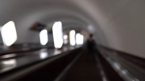 Moving escalator goes down into the subway Video stock 112094085