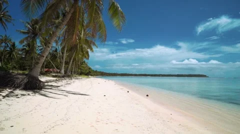 Moving forward on white sand beach on tropical island, Siargao, Philippines Stock-Footage 67412397