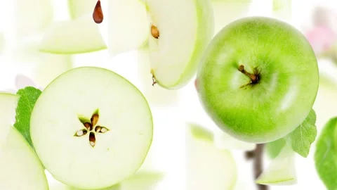 Moving Green Apple Slice and Leaf Video stock 210712559