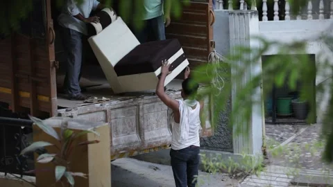 Moving house during lockdown in India 스톡 동영상 130854230