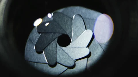 Moving lens iris Stock-Footage 38900684