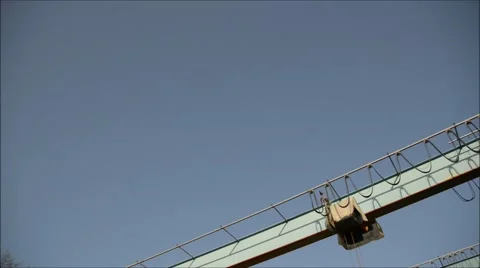 Moving overhead crane 库存影片 47664842