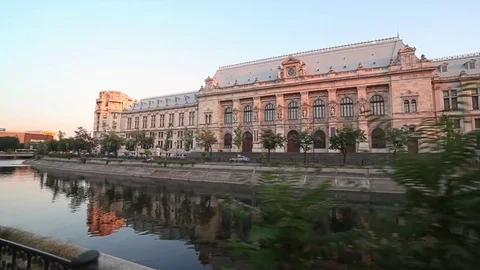 Moving shot of Palace of Justice, Bucharest Video stock 80332429