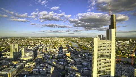 Moving Skyline Shadows 库存影片 98497995