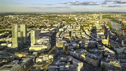 Moving Skyline Shadows Pan 库存影片 98497992