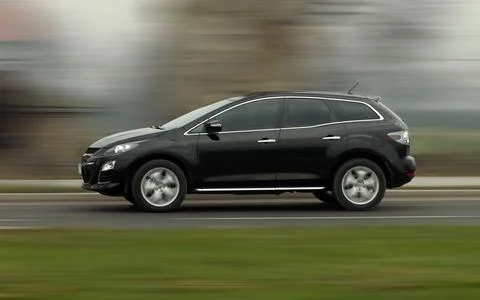 Moving suv Фото