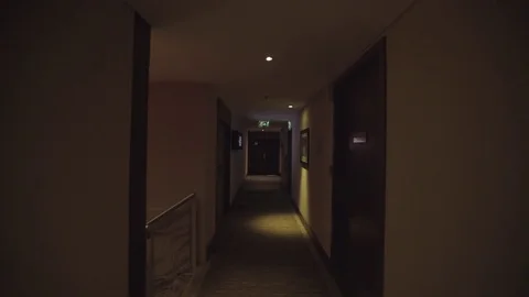 Moving through hotel corridor Vídeo Stock 75193411