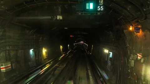 Moving through subway tunnel timelapse in Paris Stock-Fotos