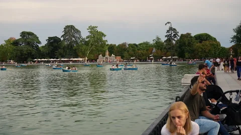 Moving time lapse at El Retiro Park. Madrid, Spain. Stock Footage 136149264