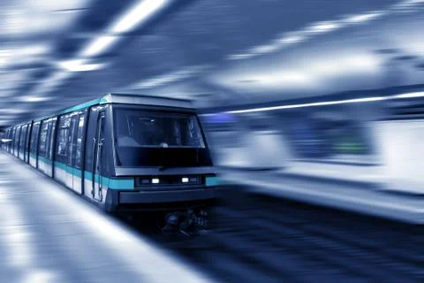 Moving train, motion blurred, Paris Underground. 스톡 사진