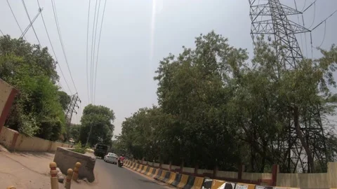 Moving video of traffic Stockbeeldmateriaal 194366018