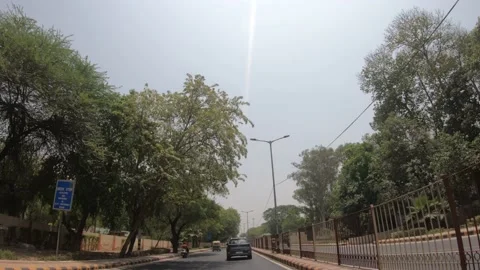 Moving video of traffic Stockbeeldmateriaal 194366187