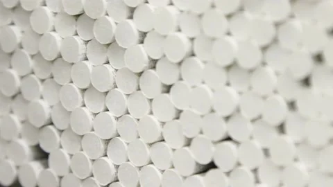 Moving white cigarettes across the line Video stock 170186421