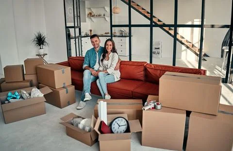Moving a young couple Foto stock