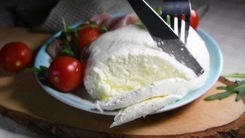 Mozzarella10 Stock Footage 131557229