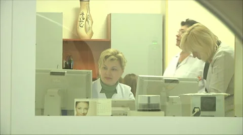 An MRI Stock-Footage 2265422