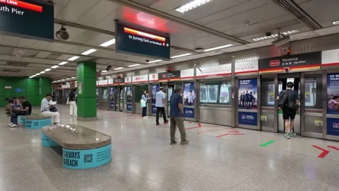 MRT train at Novena MRT Station (NS20) in Singapore. Stock Footage 339262943