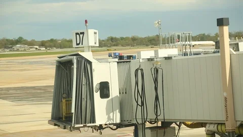 MSY Airport Video stock 87058773