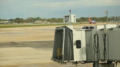 MSY Airport Video stock 87058784