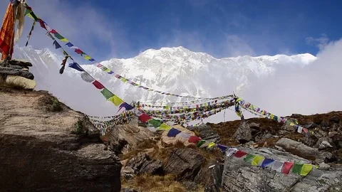 Mt. Annapurna with prayer flags 스톡 동영상 72365025
