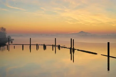Mt Baker Fraser River Twilight Dawn Calm Stock Photos