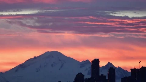 Mt Baker Morning twilight timelapse 库存影片 72348166