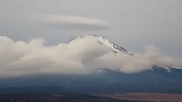 Mt. Fuji and Lenticular Clouds Stock Footage 86092279