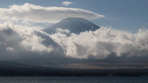 Mt. Fuji with a Lenticular Cloud over Lake Yamanaka (time lapse/zoom out) Stock Footage 123523024
