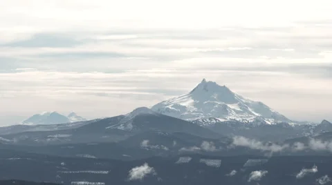 Mt Jefferson And The Cascade Range Stock-Footage 59803675