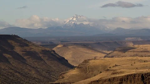Mt. Jefferson Volcano Clouds Timelapse, Cascades, Oregon, USA Stock Footage 104165447
