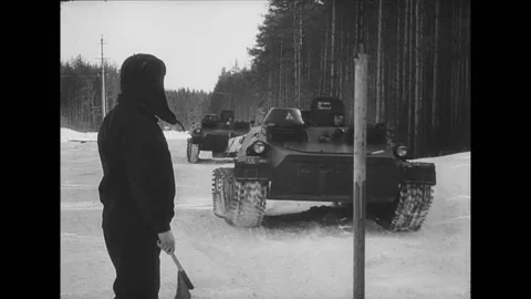 MT-LB Fighting Vehicle Control. Soviet Army Vídeos de archivo 220725128