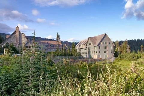 MT RAINIER - AUGUST 16, 2017: Beautiful exterior view of Paradise Inn. Mt R.. 写真素材