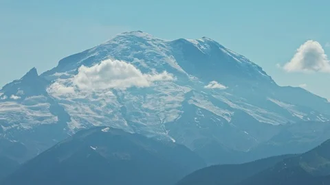 Mt rainier Mountain clouds  time lapse  Video stock 114972601