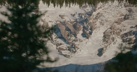 Mt. Rainier Reflected in Lake 库存影片 84744556