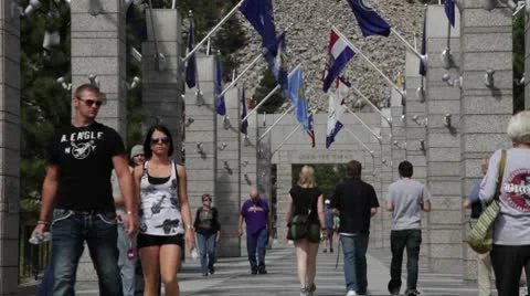 Mt. Rushmore - welcome center 스톡 동영상 8838240