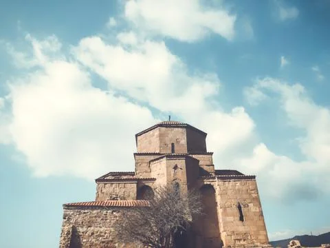MTSKHETA, GEORGIA - APRIL 09, 2018: Close up view of  the sixth century Georg 库存照片