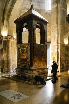Mtskheta, Georgia - December 25, 2025: Historic Svetitskhoveli Cathedral Foto stock