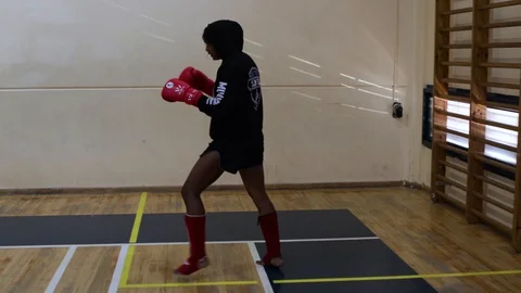 Muay Thai warm-up Stock Footage 118575178
